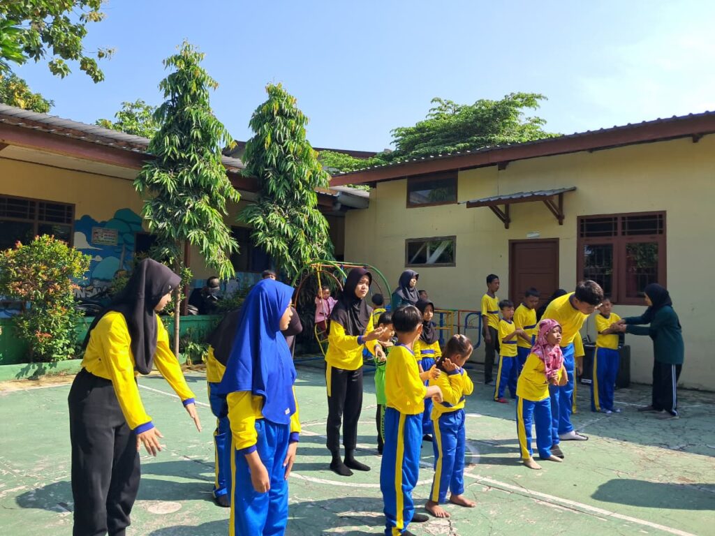 WhatsApp Image 2025-10-22 at 17.44.07